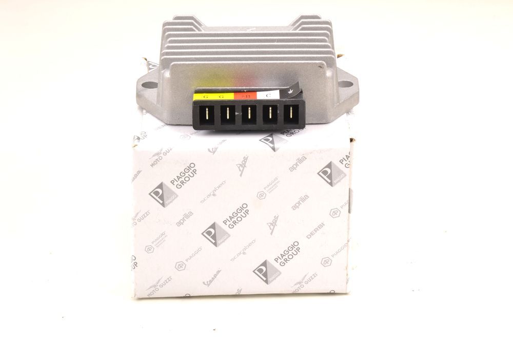 Piaggio original regulador de voltaje para Vespa PK 50 PX 125/150 - 58074R