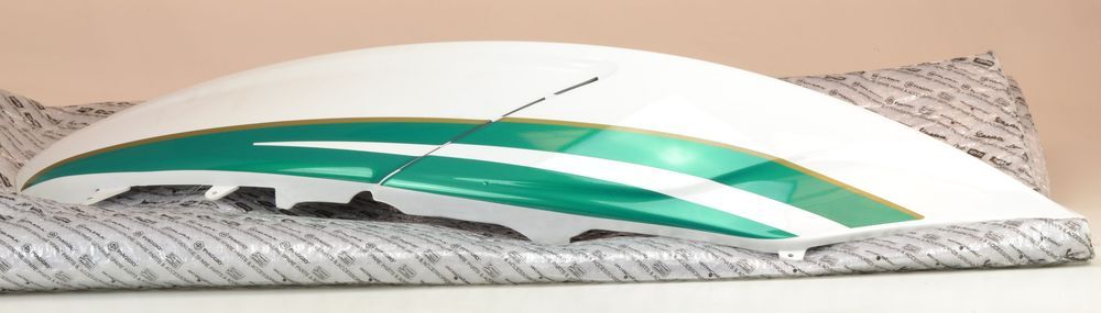 Piaggio tapa superior derecha blanco/verde para Gilera Gp 800 Centenario