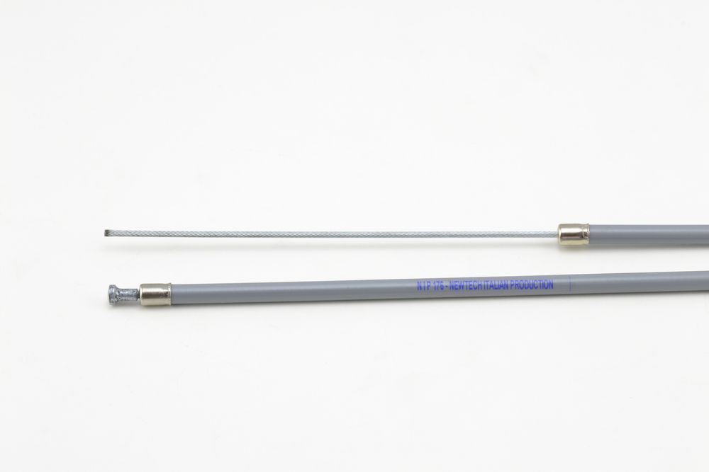 NIP Cable de embrague con funda para Vespa P 125 X, P 150 X,PX 200 E, PX Arcobaleno, P 150 S - 100% Fabricado a Italia