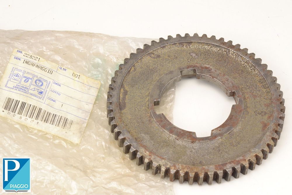 PIAGGIO ORIGINAL GEAR COG 1ST GEAR VESPA PX 80 LUSSO/EFL/ARCOBALENO/ELESTA