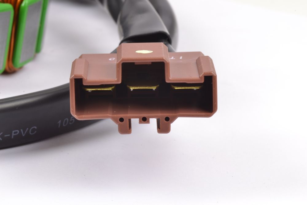  Stator complet (avec 1 câbl d&#39;origine Piaggio