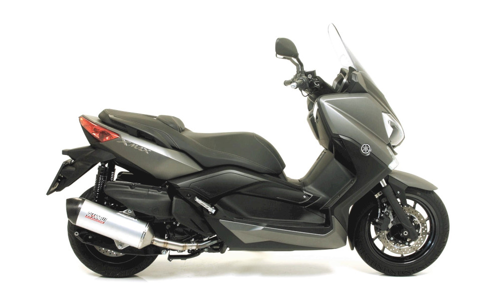 Giannelli Exhaust Slip on Aluminium silencer, Carbon endcap, street legal for Yamaha X Max 400