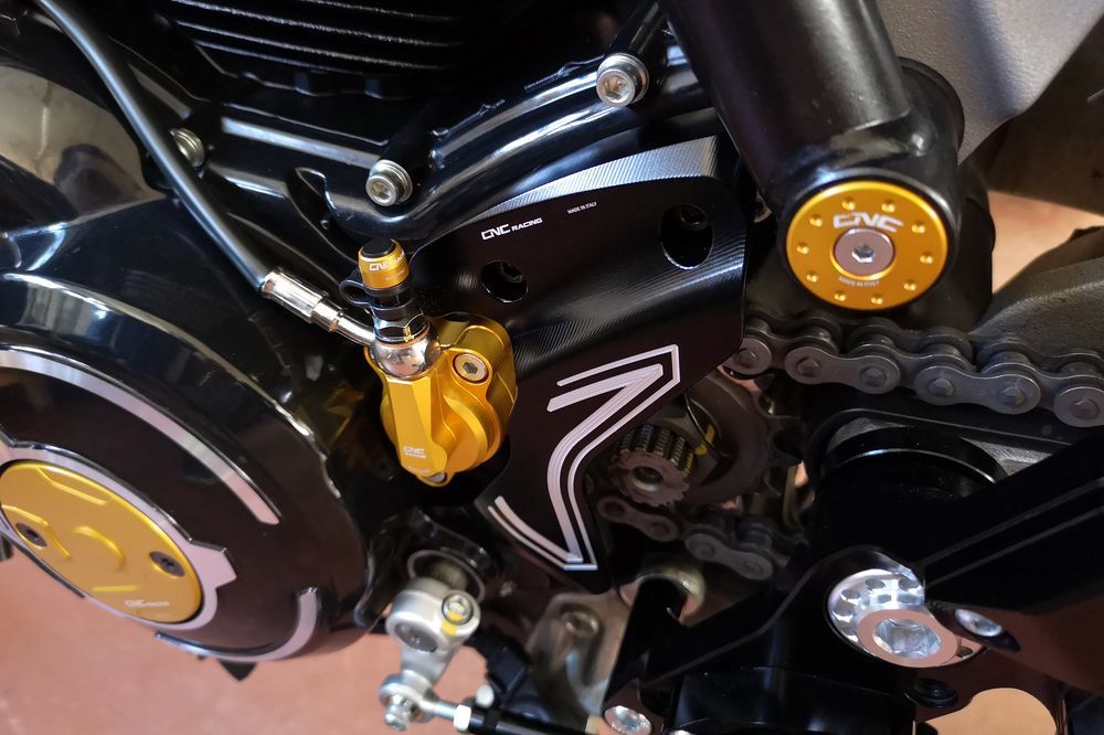 CNC Racing Carter pignone Ducati per Ducati Scrambler 1100