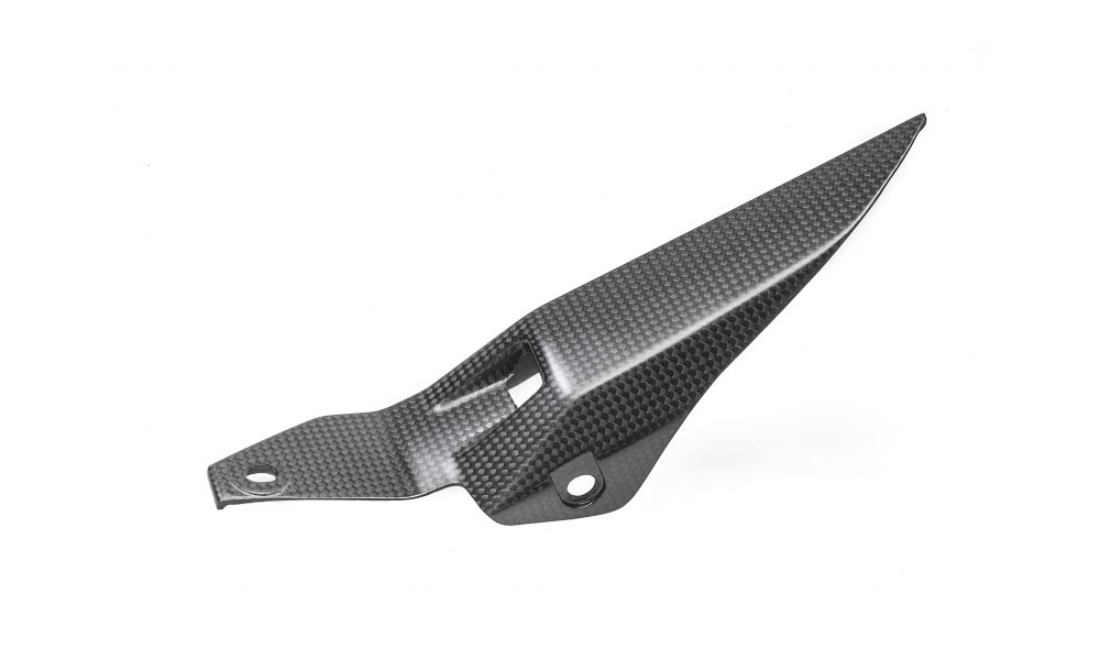 CNC Racing Protección de la cadena en carbono para Ducati Panigale 899/959